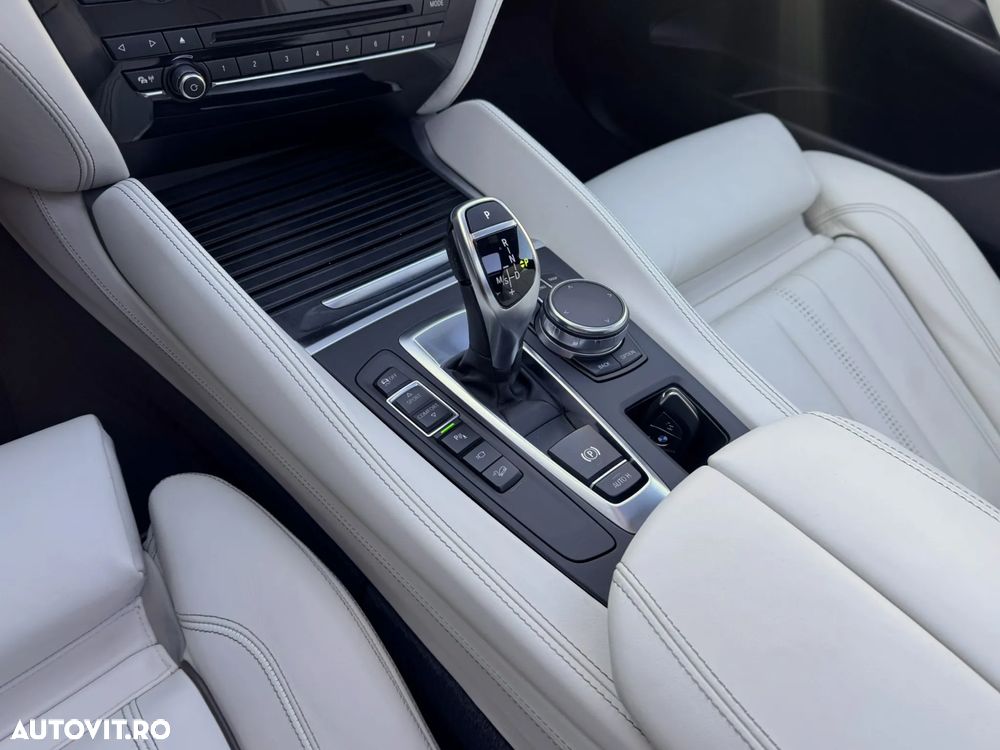 BMW X6 xDrive30d - 27