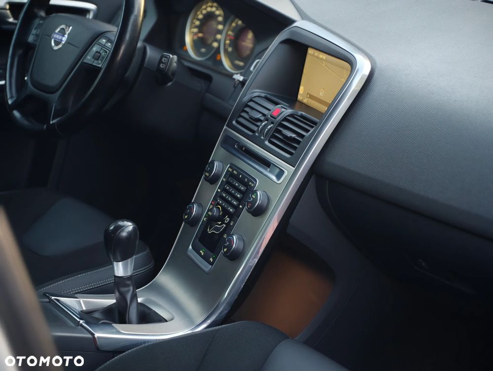 Volvo XC 60 D4 Kinetic - 16