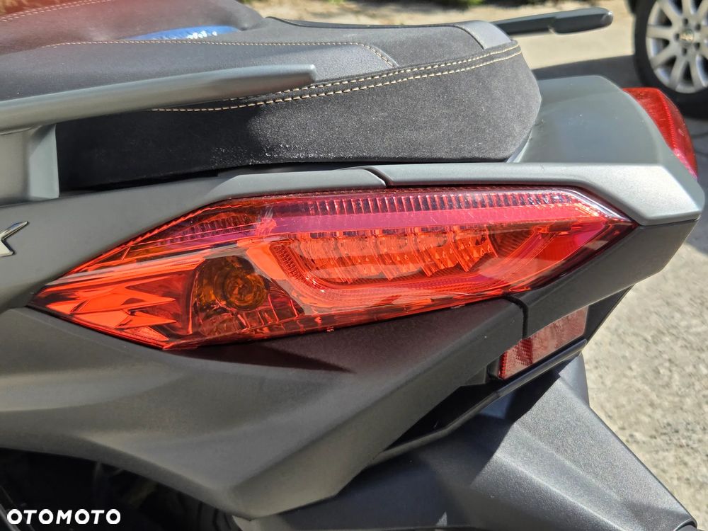 Yamaha X-max - 24