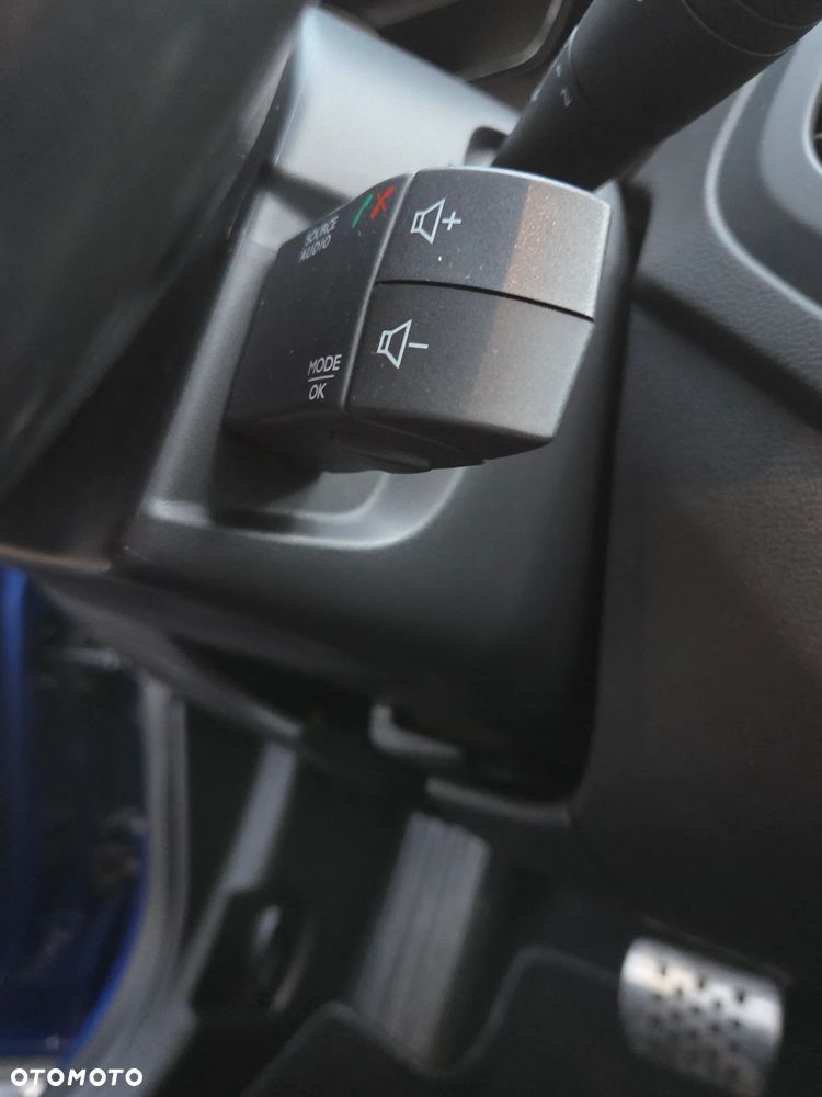 Renault Captur - 19