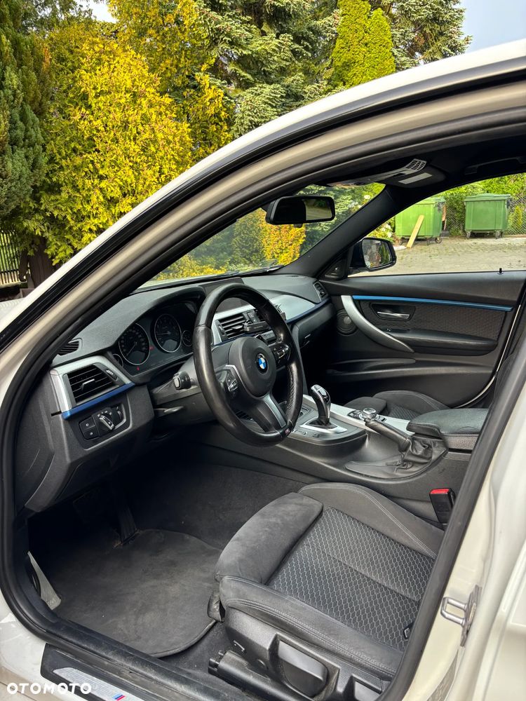 BMW Seria 3 330i xDrive M Sport Shadow sport - 6
