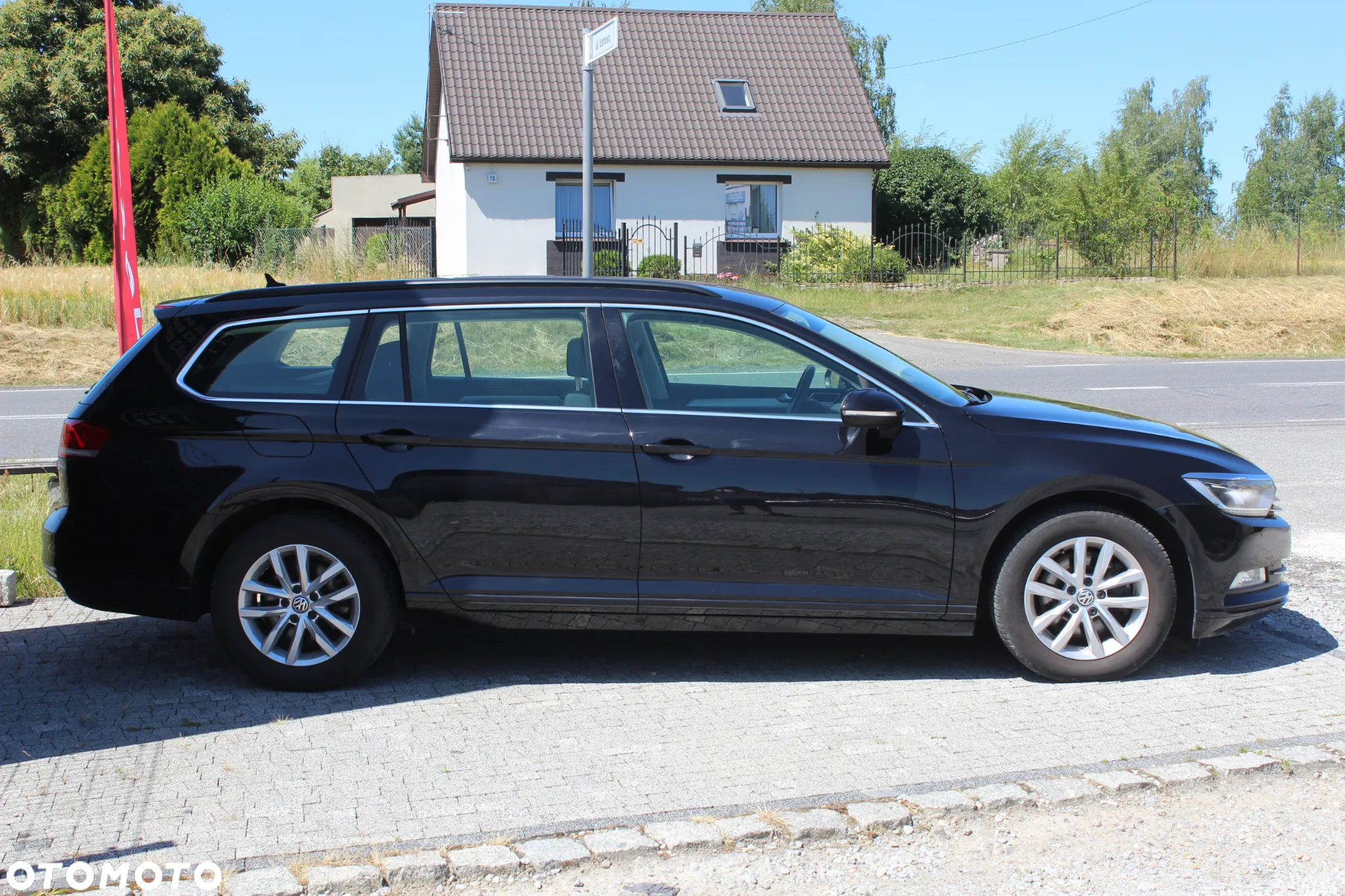 Volkswagen Passat 1.6 TDI BMT Trendline - 4