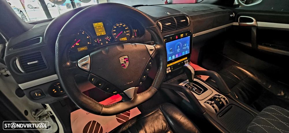 Porsche Cayenne Diesel Tiptronic S - 17