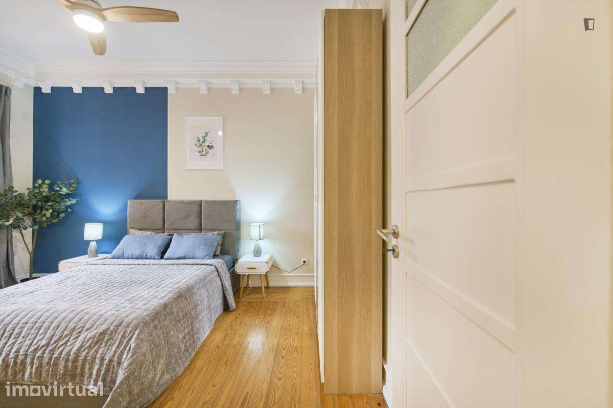 Quarto - localizado em Alameda Lisbon - Grande imagem: 2/47