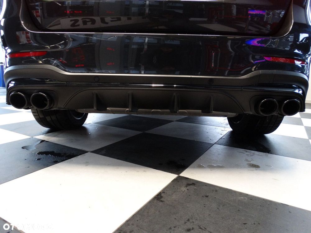 Mercedes-Benz GLC - 12