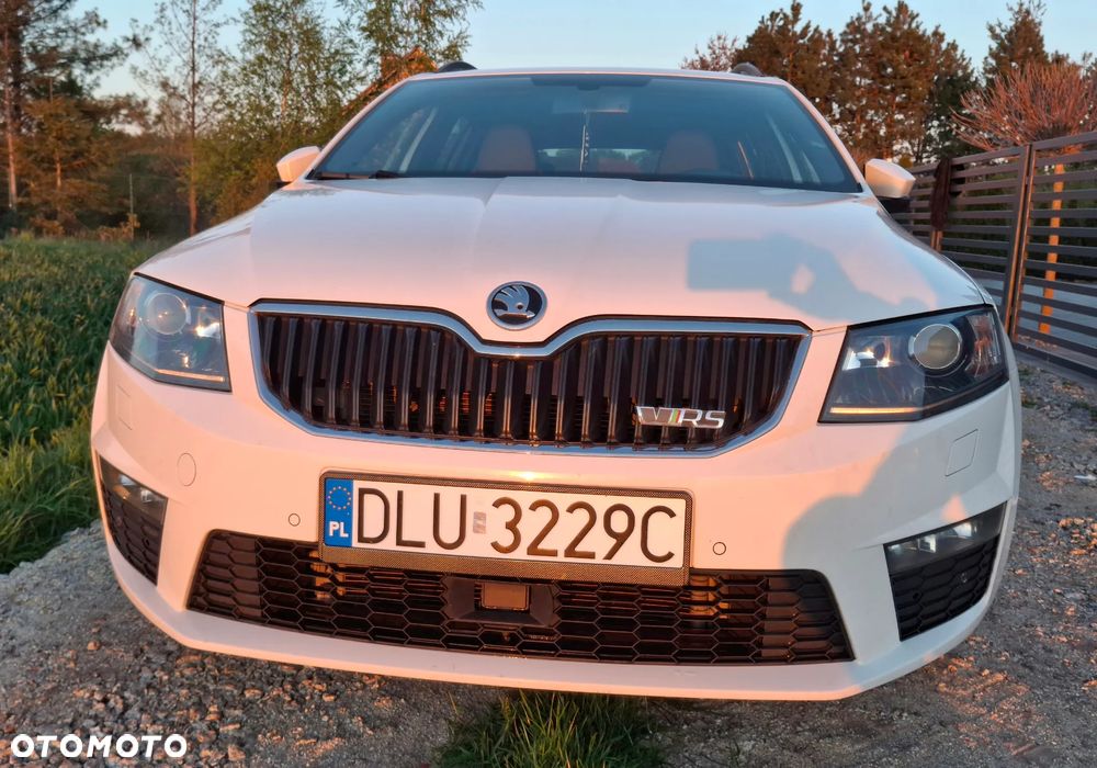 Skoda Octavia 2.0 TDI DSG RS - 6