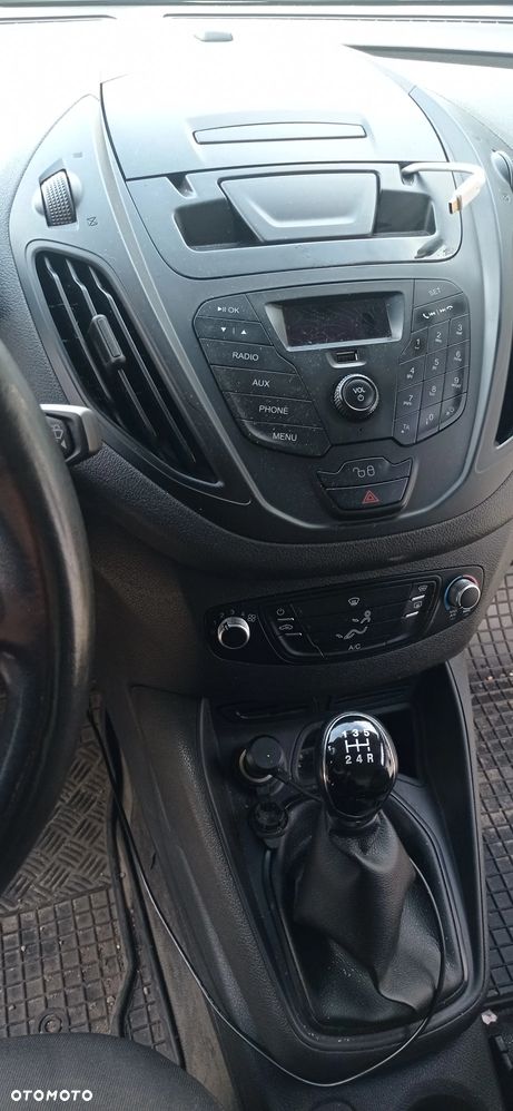 Ford TRANSIT COURIER - 21