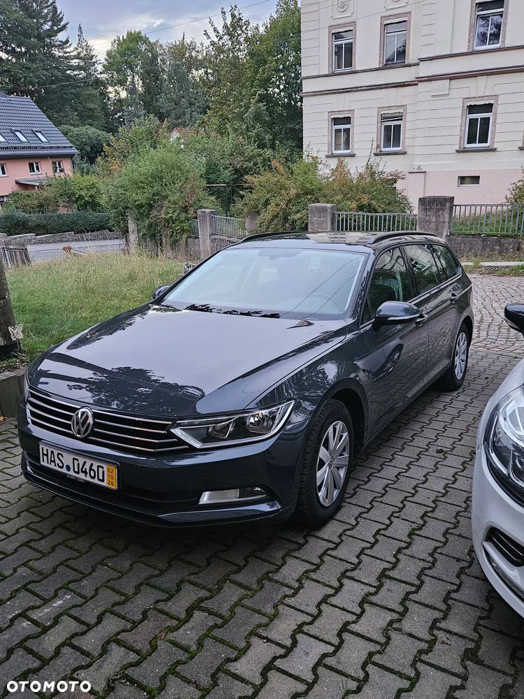 Volkswagen Passat - 37