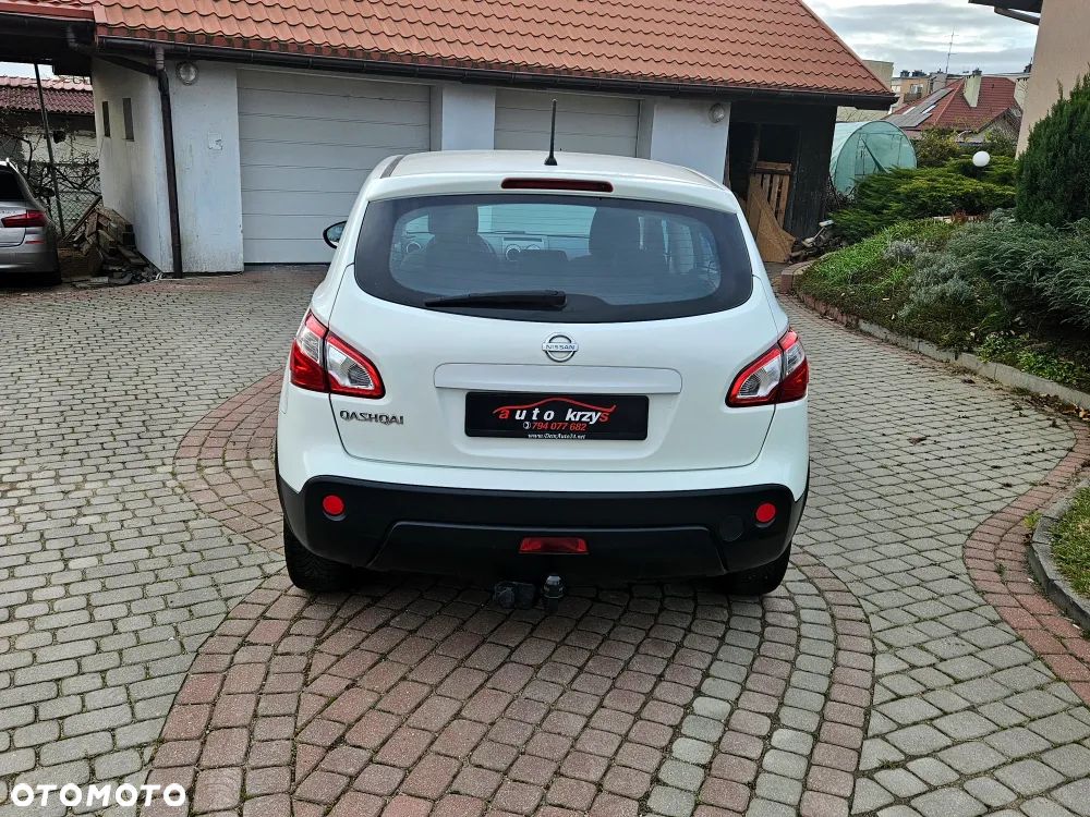 Nissan Qashqai 1.6 visia - 12