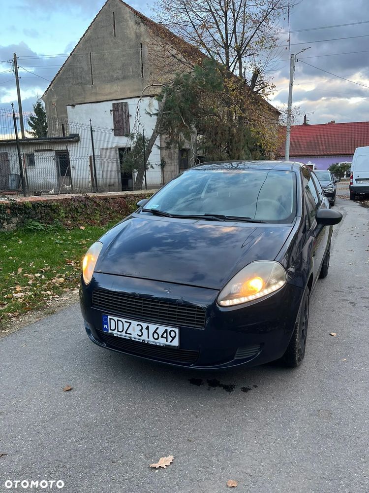 Fiat Punto 1.4 16V Dynamic - 5