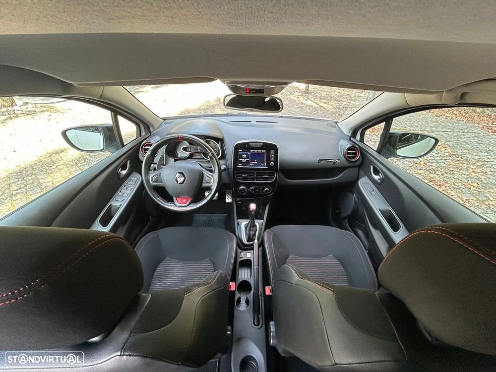 Renault Clio TCe 220 EDC R.S. Trophy - 44