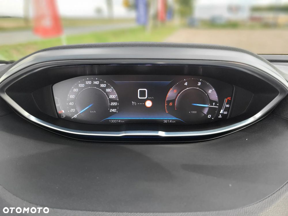 Peugeot 3008 1.5 BlueHDi Allure S&S - 20