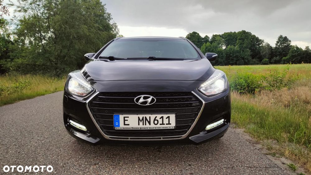 Hyundai i40 Kombi blue 1.7 CRDi Premium - 16