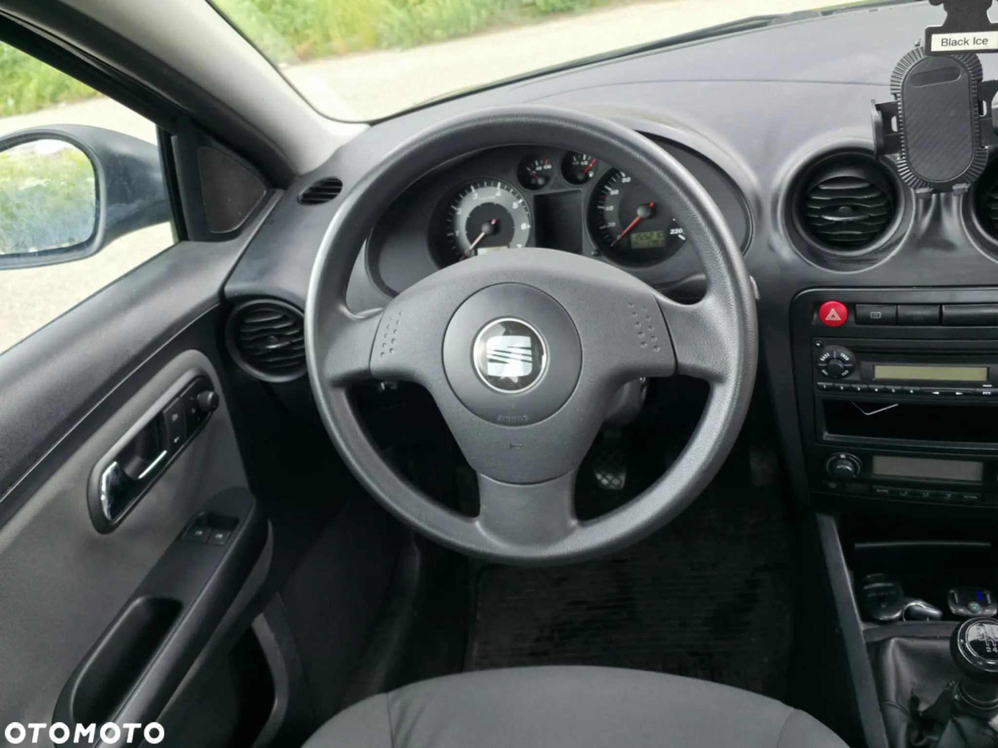 Seat Ibiza 1.4 16V Stella - 8