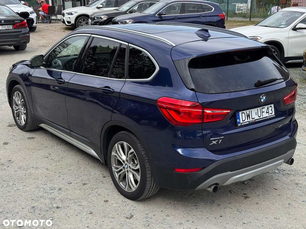 BMW X1 xDrive25i xLine sport - 10