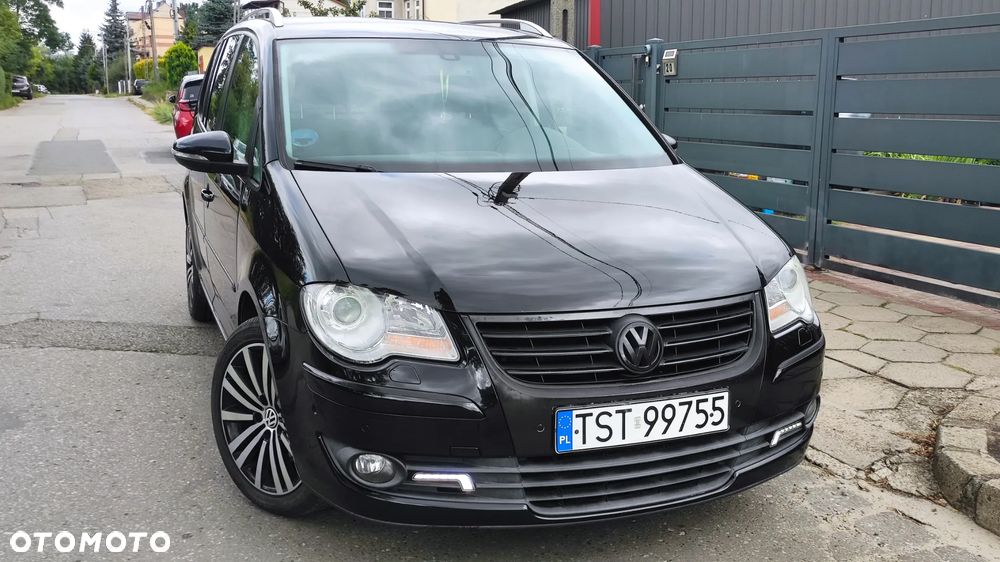 Volkswagen Touran 2.0 TDI DPF Highline - 10