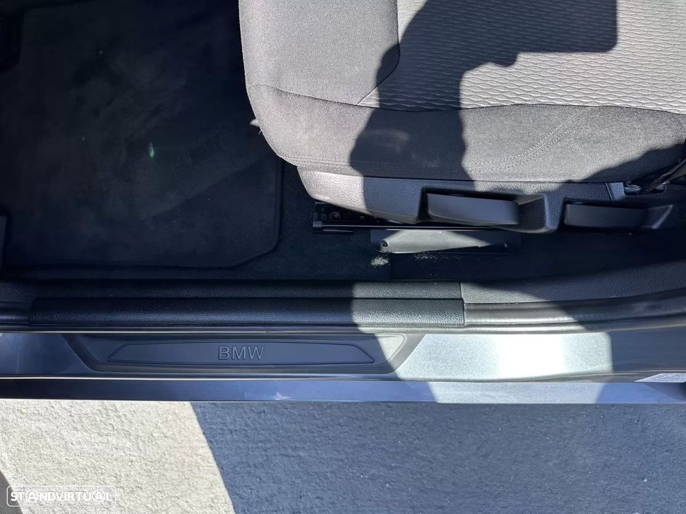 BMW 116 d Sport Line - 22