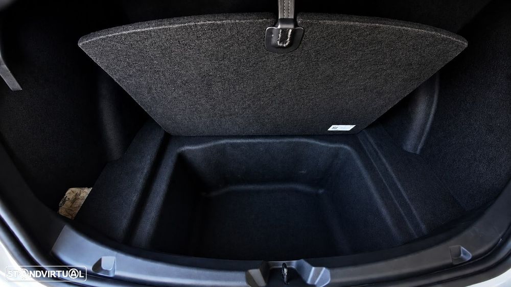 Tesla Model 3 Long Range Tração Integral - 30