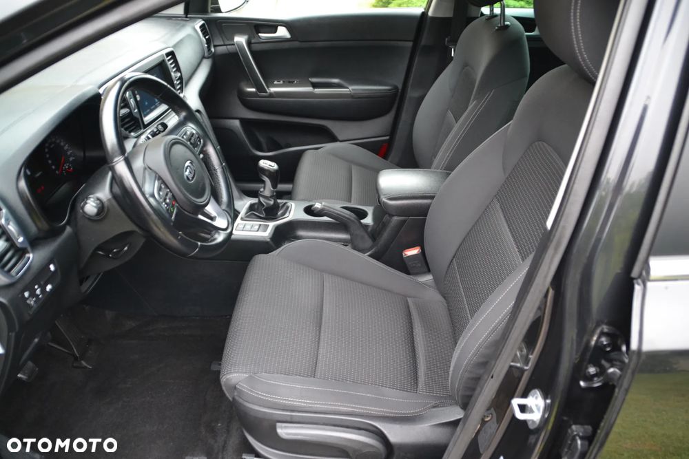 Kia Sportage 1.6 GDI 2WD Dream-Team Edition - 25