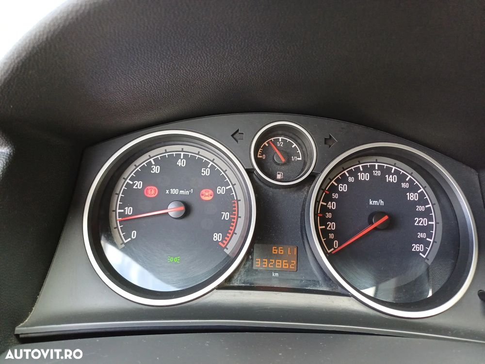 Opel Astra 1.6 - 5