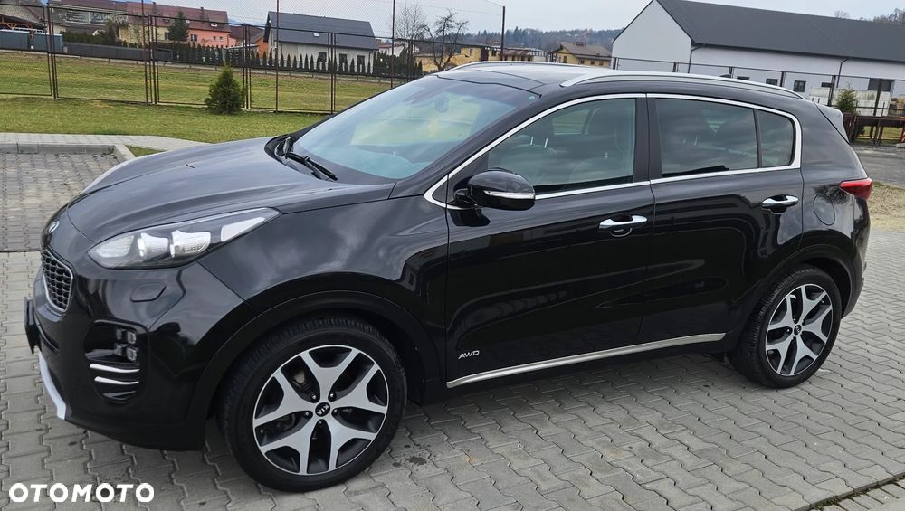 Kia Sportage 2.0 CRDI AWD Dream-Team Edition - 4