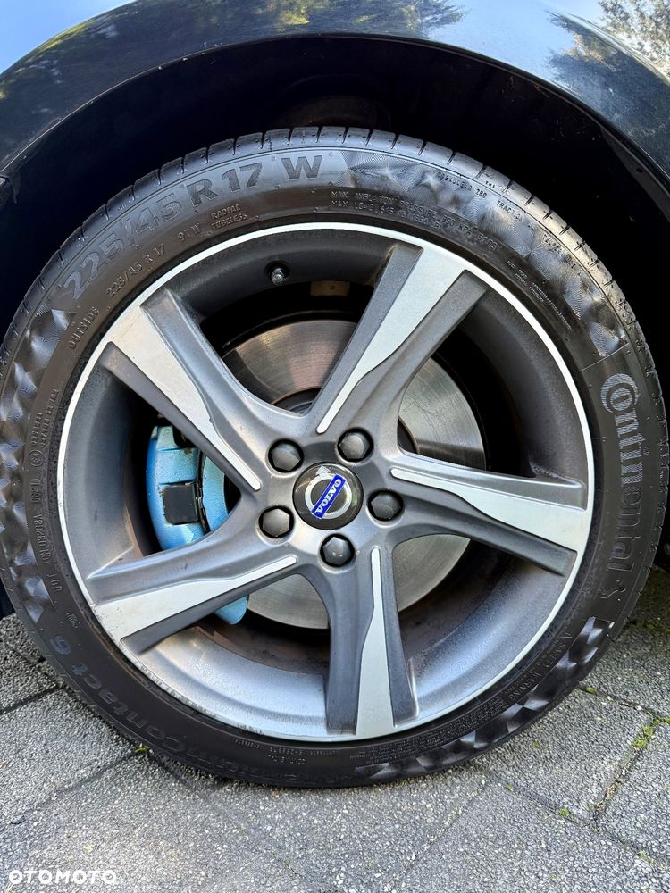Volvo V40 D3 Momentum - 26