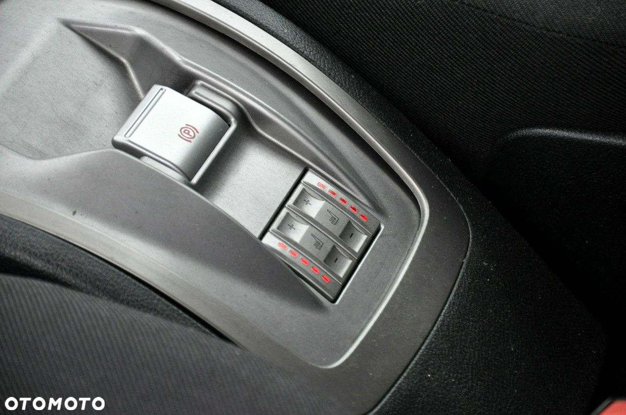 Ford Galaxy - 35