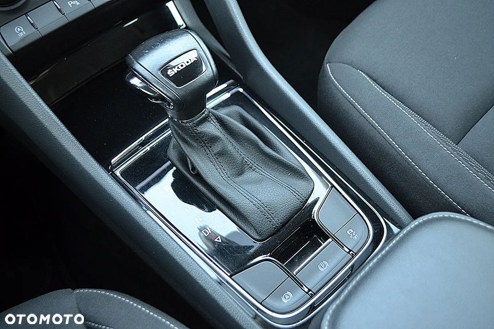 Skoda Karoq 1.5 TSI ACT DSG Balance - 29