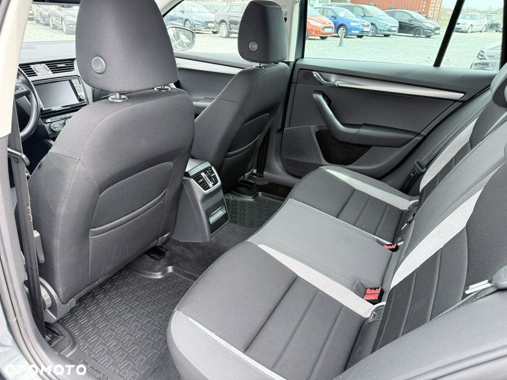 Skoda Octavia - 13