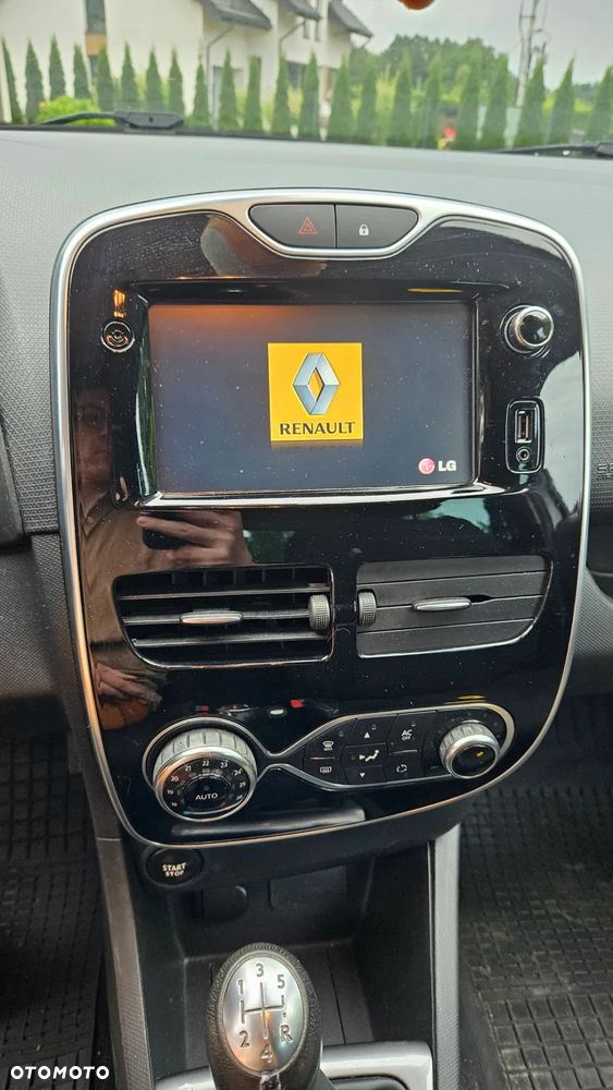 Renault Clio 0.9 TCe Limited - 19