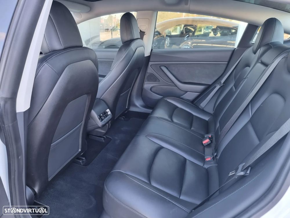 Tesla Model 3 Long-Range Dual Motor AWD - 18