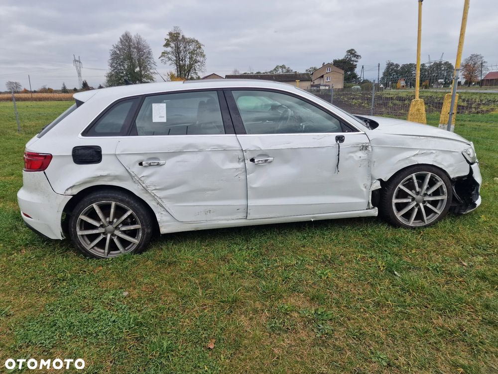 Audi A3 Sportback 35 TFSI cylinder on demand S tronic - 22