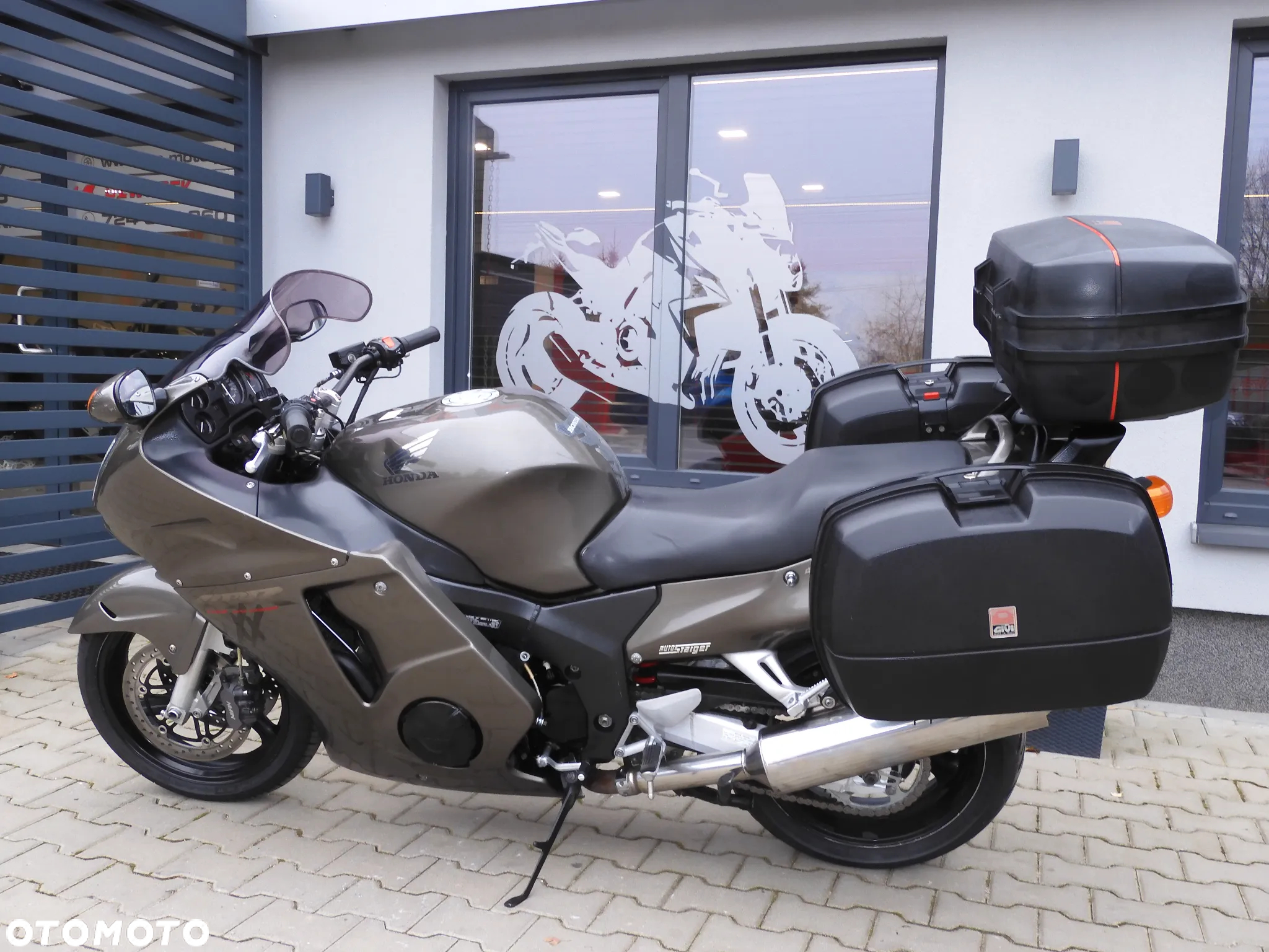 Honda CBR - 29