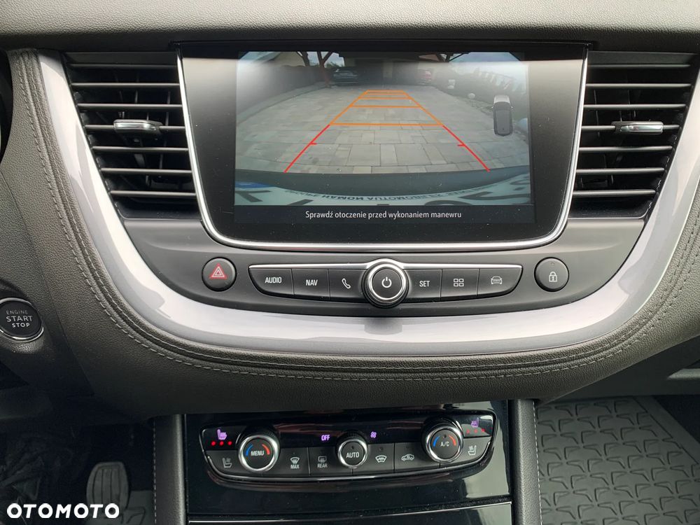 Opel Grandland X 1.2 T GPF Elegance Business Pack S&S - 15