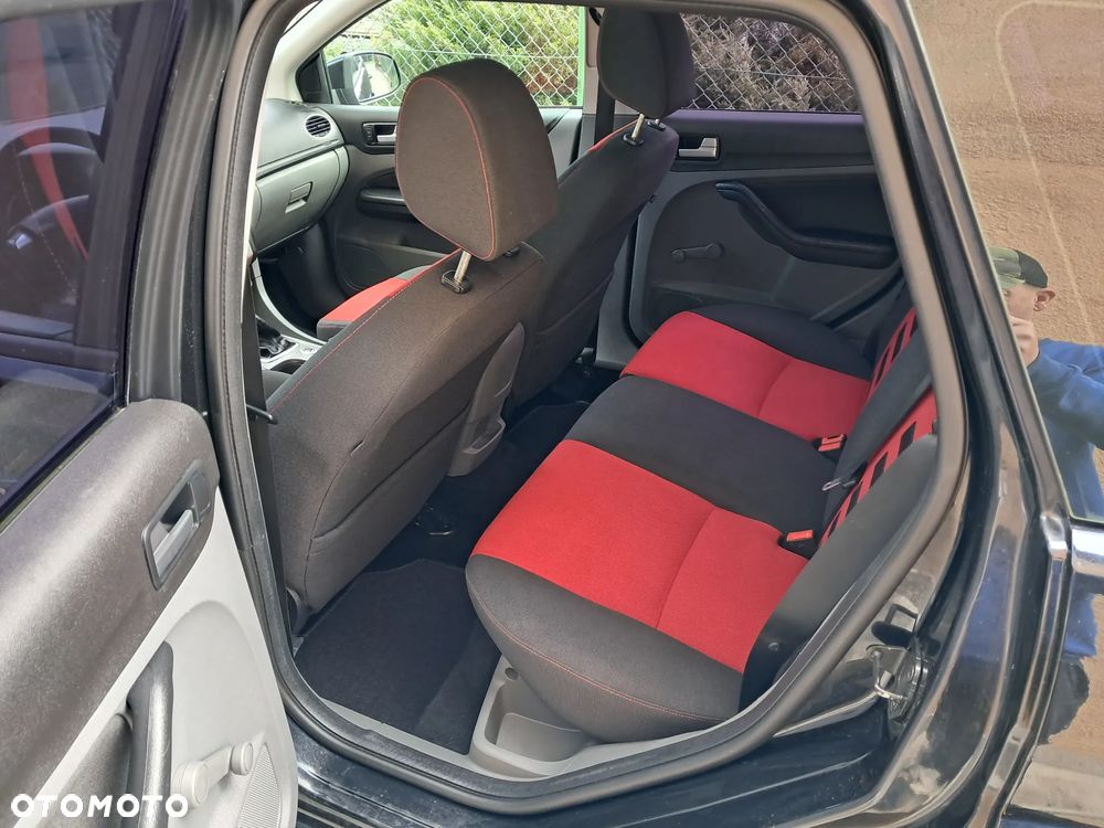Ford Focus - 16