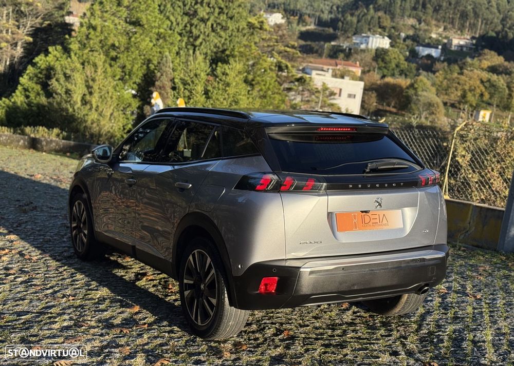 Peugeot 2008 1.5 BlueHDi GT Line EAT8 - 4