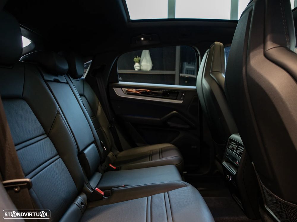 Porsche Cayenne Coupé S E-Hybrid - 42
