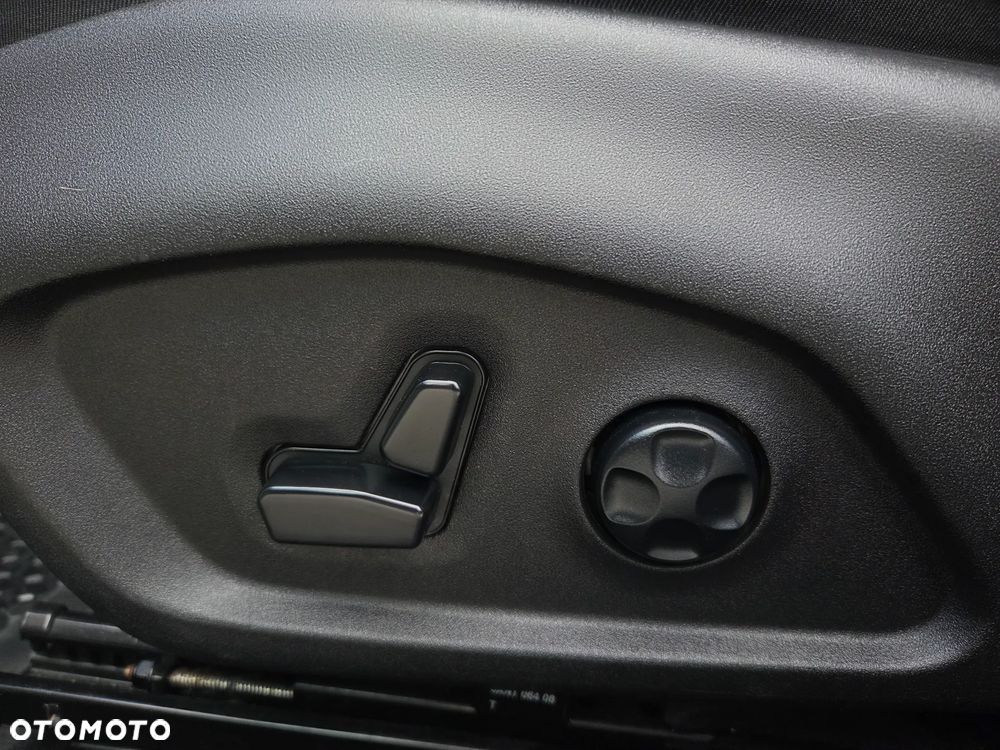 Jeep Compass 1.3 T-GDI 4xe Automatik Limited - 27