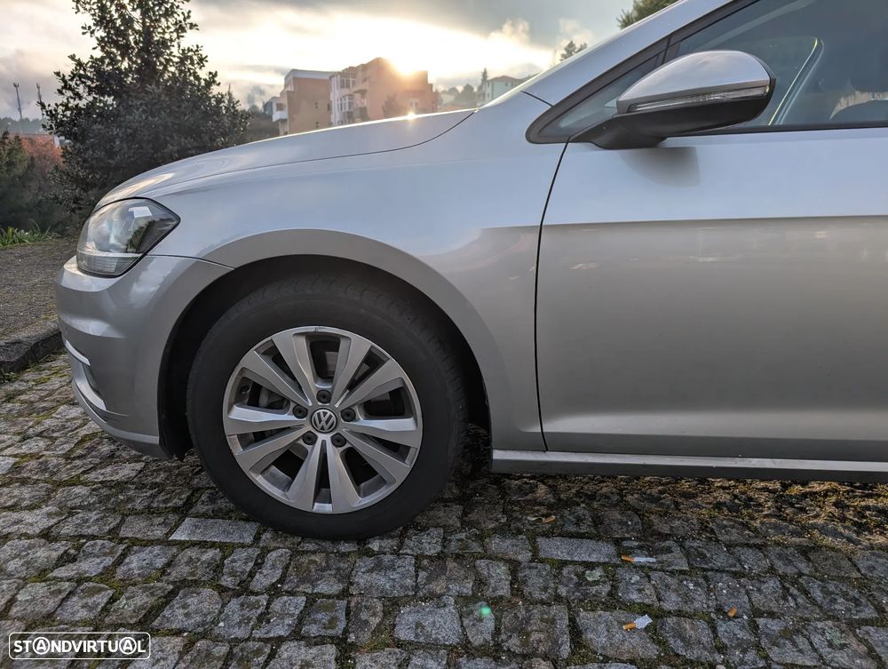 VW Golf Variant 1.6 TDi Confortline - 13