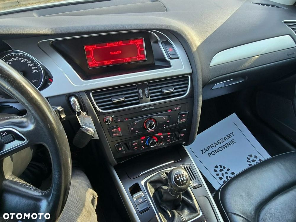 Audi A4 Limousine - 32