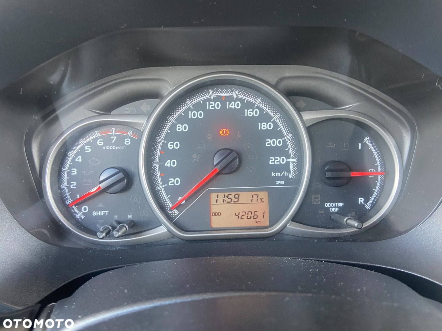 Toyota Yaris - 11