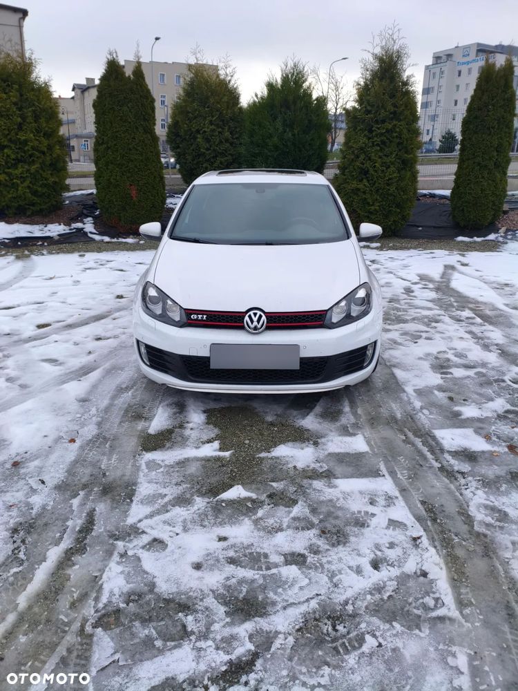 Volkswagen Golf 2.0 GTI - 2