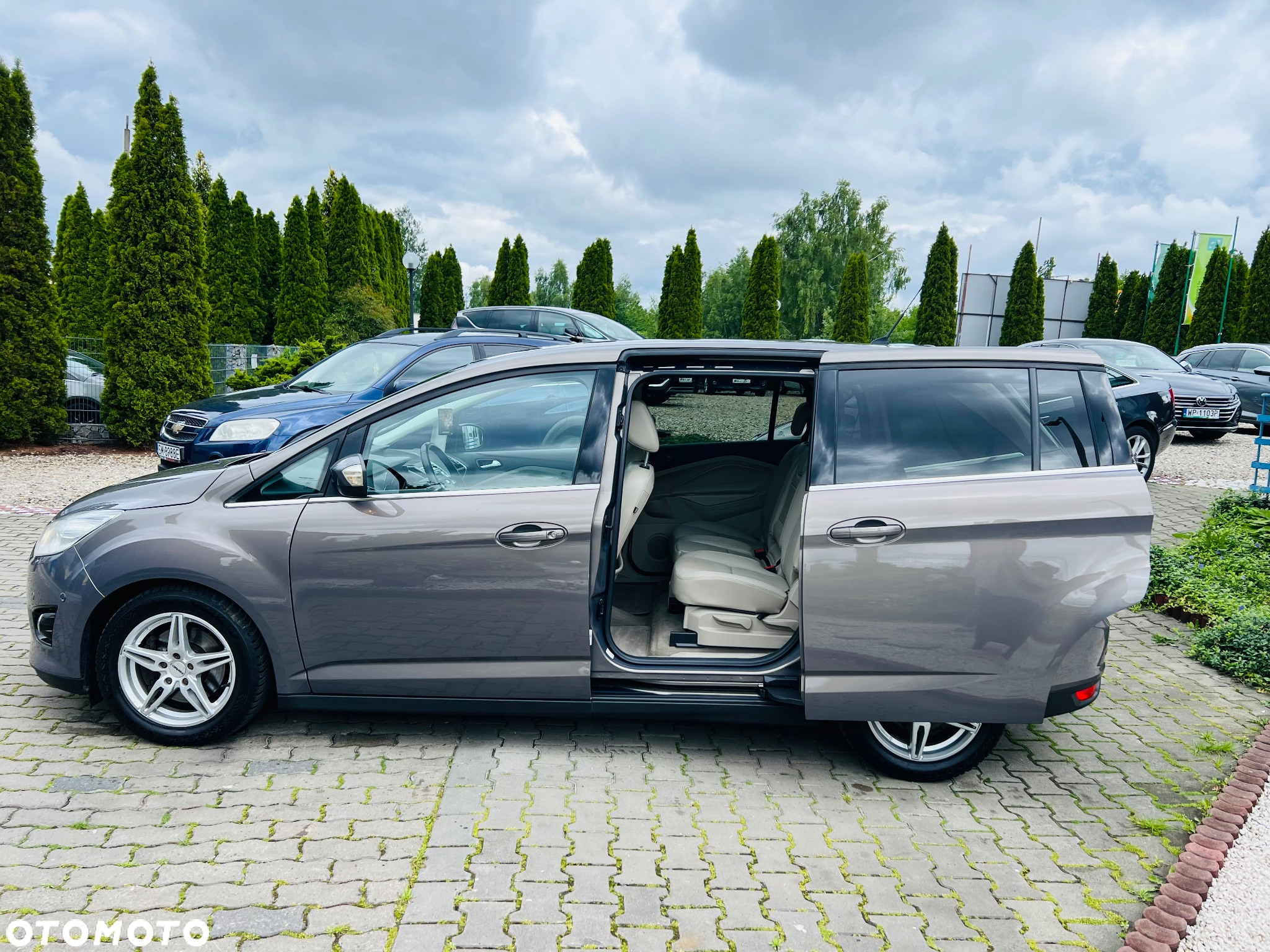 Ford Grand C-MAX 1.6 EcoBoost Start-Stop-System Titanium - 6