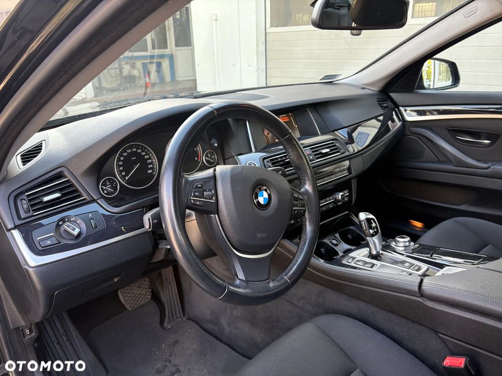 BMW Seria 5 520d - 9