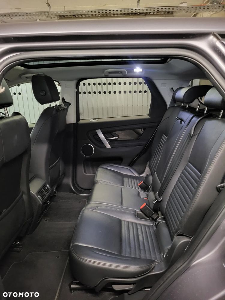 Land Rover Discovery Sport - 10