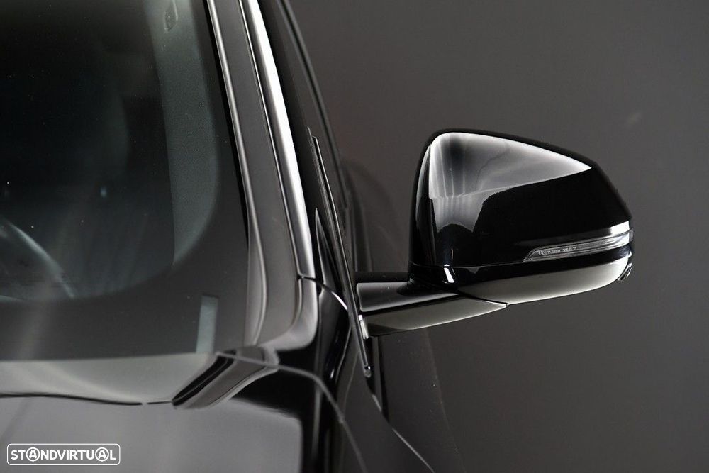 BMW iX2 xDrive30 - 4