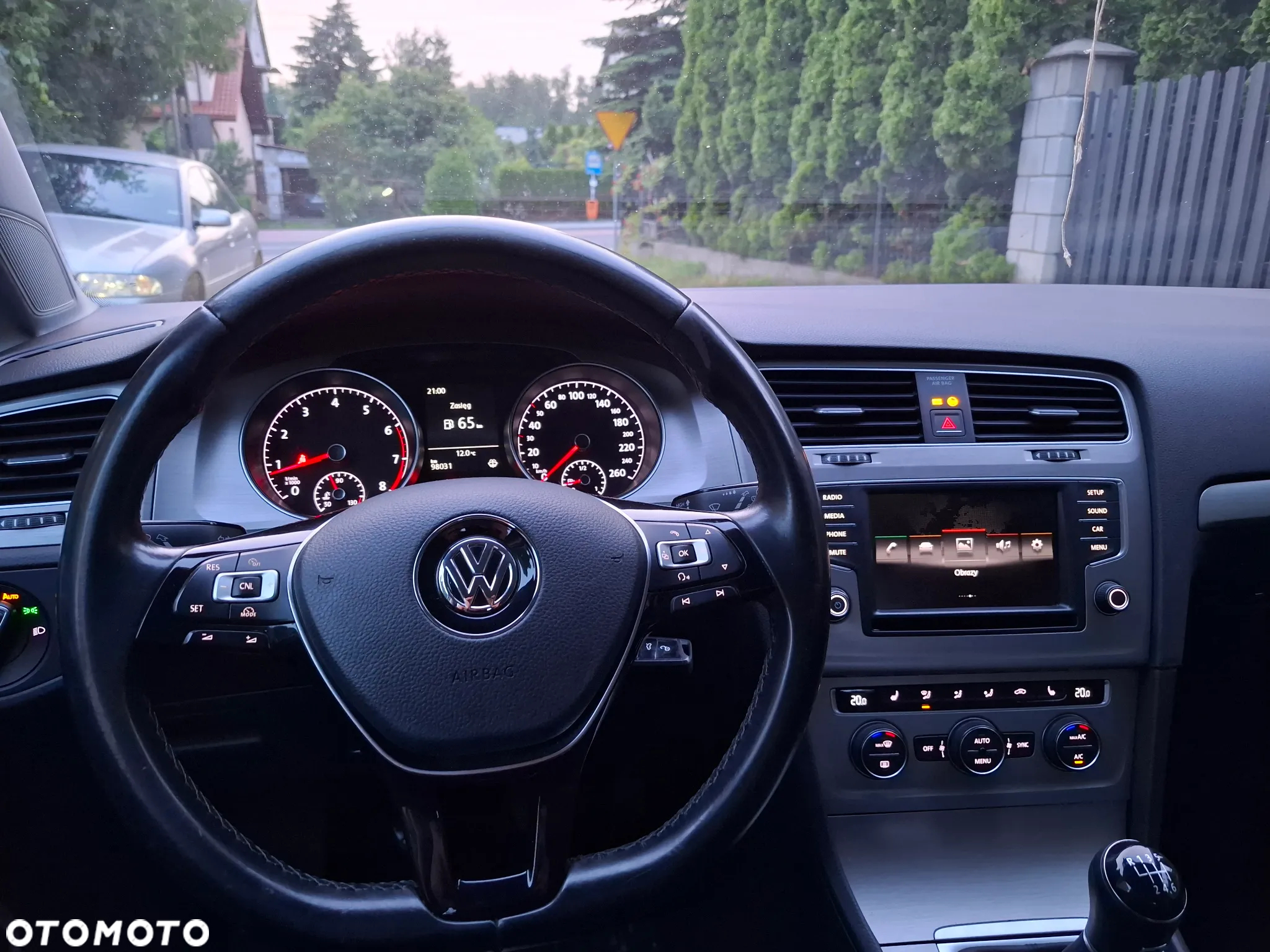 Volkswagen Golf 1.2 TSI BlueMotion Technology Comfortline - 10