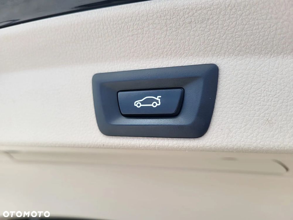 BMW Seria 4 420i Gran Coupe - 29