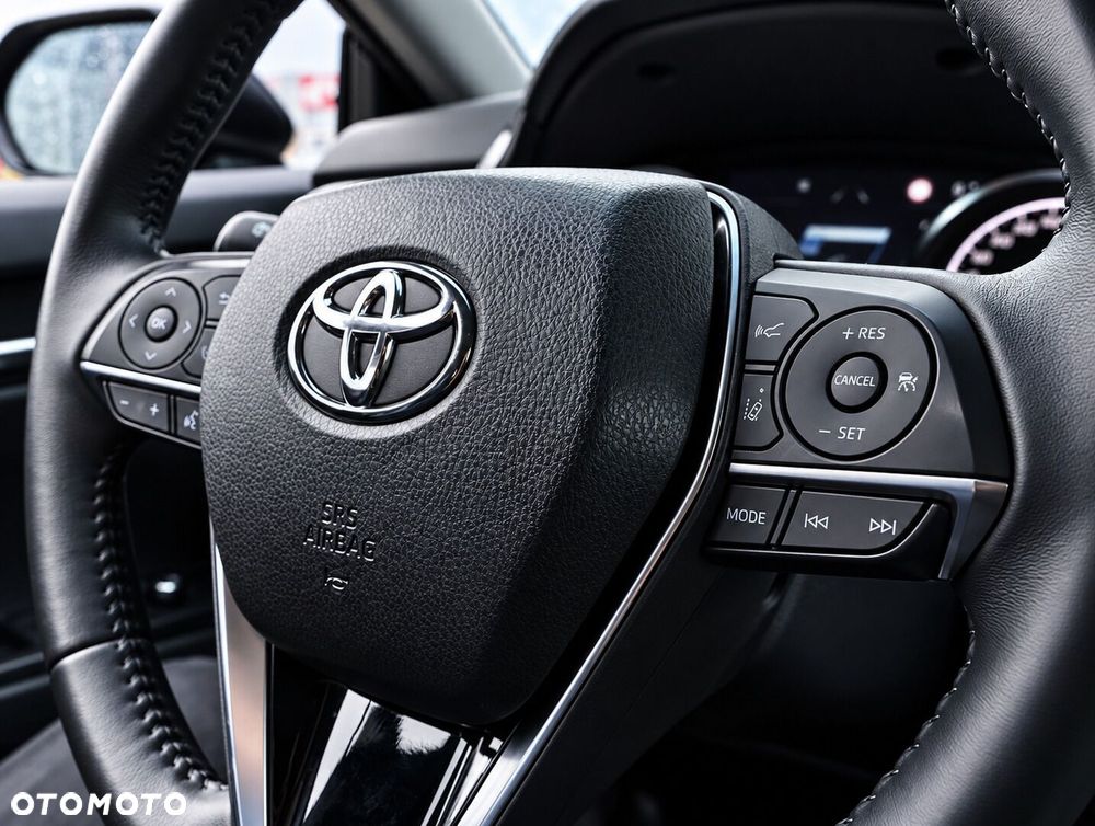 Toyota Camry 2.5 Hybrid Comfort CVT - 22