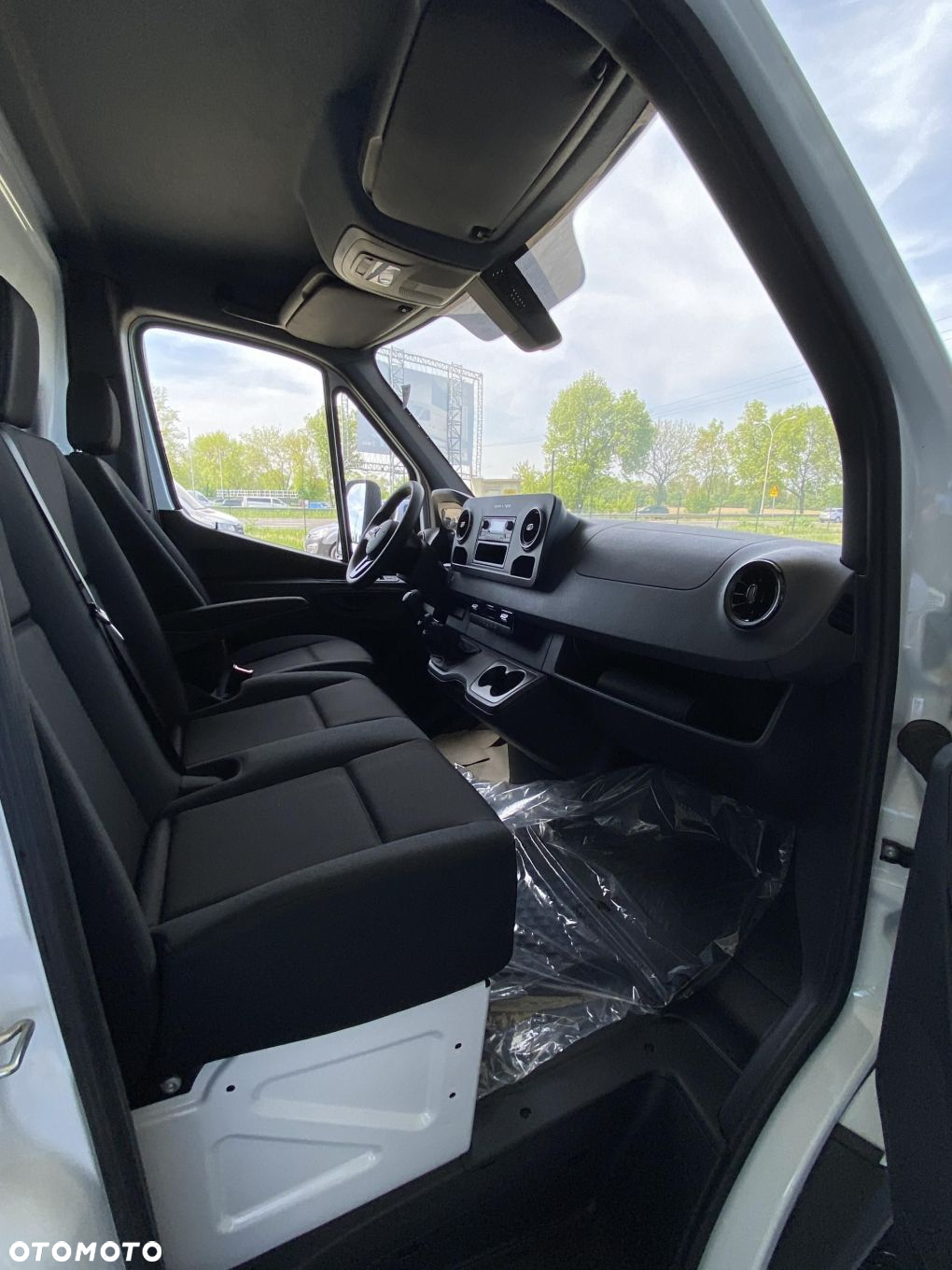 Mercedes-Benz Sprinter - 5